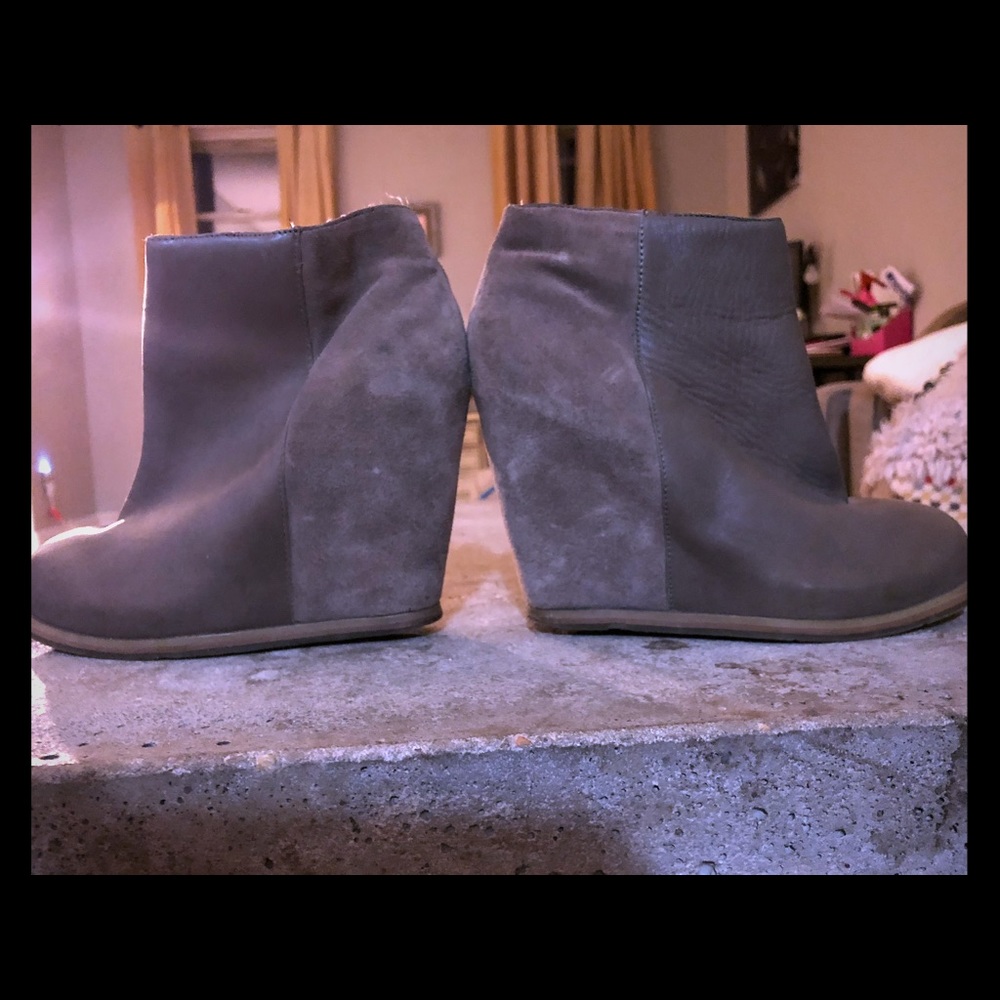 Dolce Vita Leather & Suede Taupe Booties